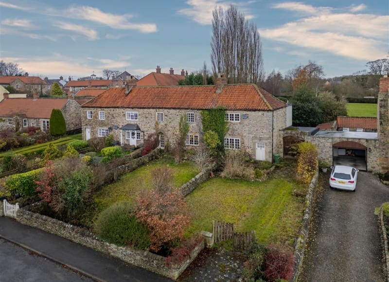 The Neuk & Archway Cottage, Middleton Tyas